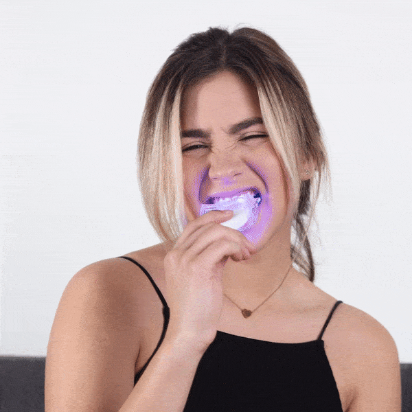 Blanqueador Dental White Light | Sonrisa Más Blanca En 10 Minutos