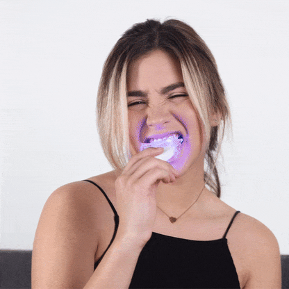 Blanqueador Dental White Light | Sonrisa Más Blanca En 10 Minutos